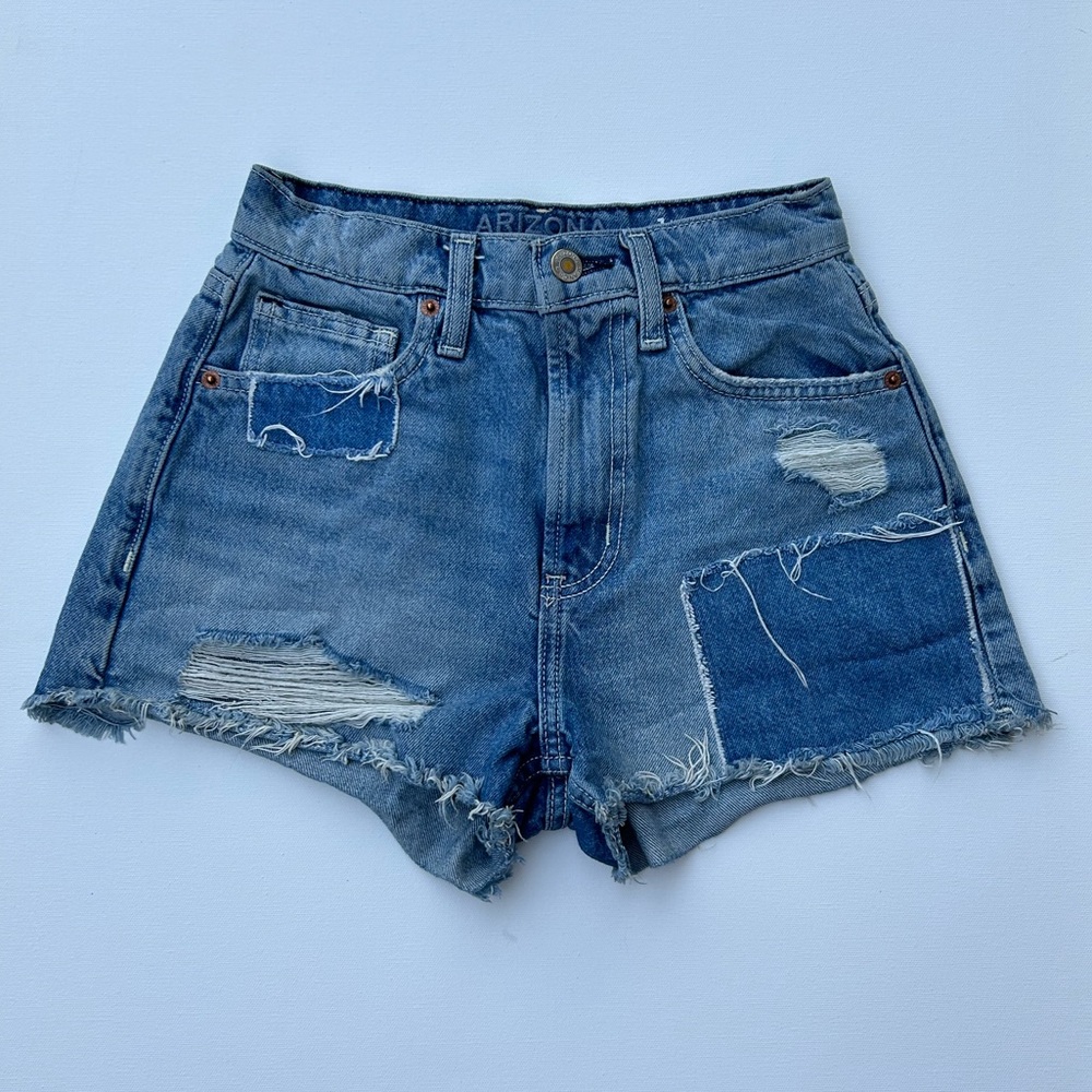 𝐀𝐑𝐈𝐙𝐎𝐍𝐀 • Patch Work🪡 denim shorts